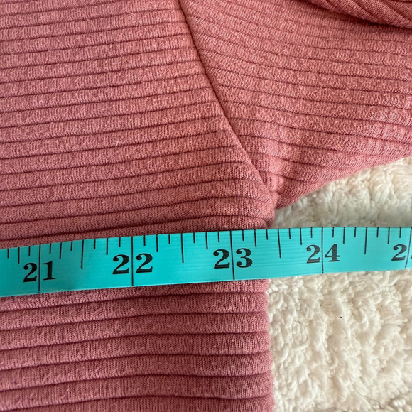 A New Day Womens Long Sleeve Mauve Sweater Top Sz Med Casual Relaxed Comfy - Picture 7 of 11